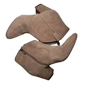 Ash Footwear \ Spiral Calf Suede Western Style Ankle Boot / Size 6